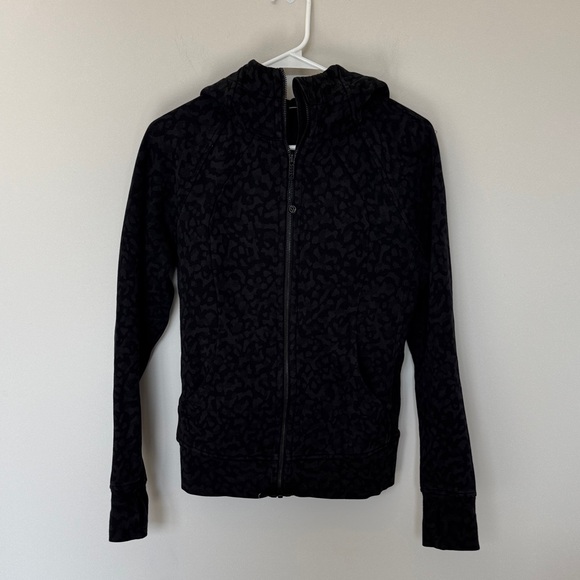 Lululemon Scuba Full Zip Hoodie in Wild Thing Camo Gray/Black - 6 - Picture 1 of 5